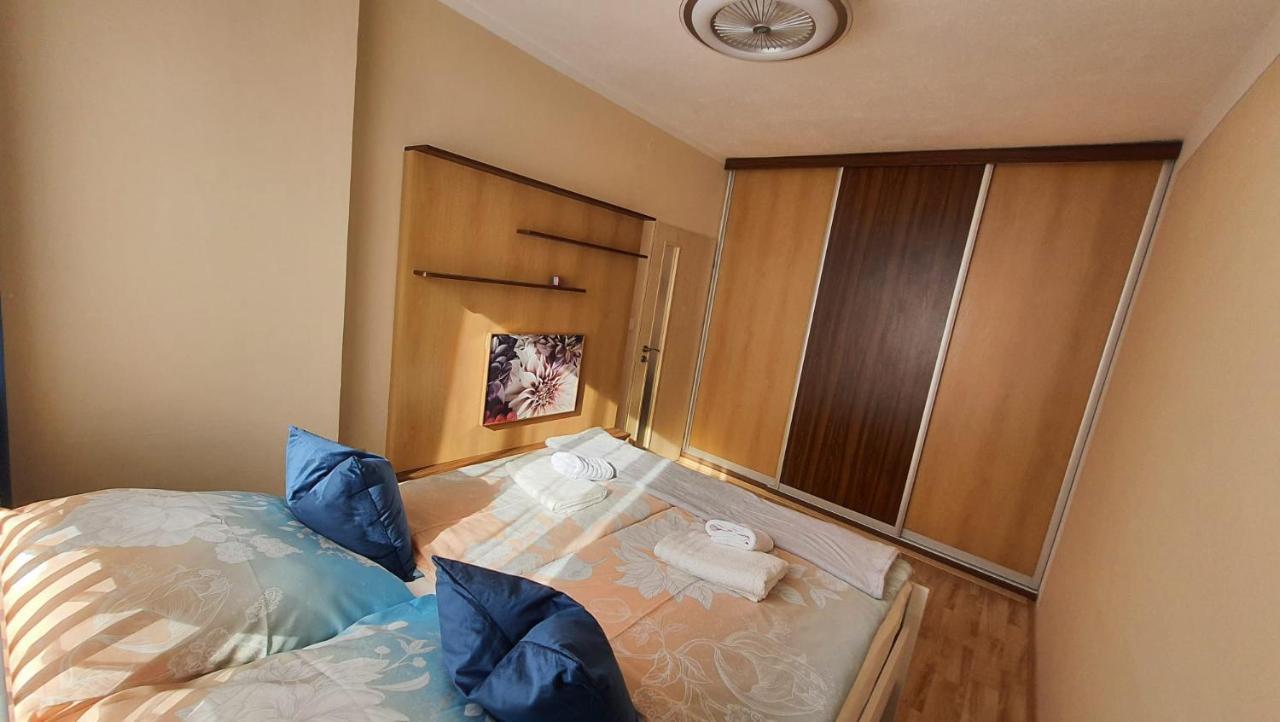 Apartman U Posty Кралики Экстерьер фото